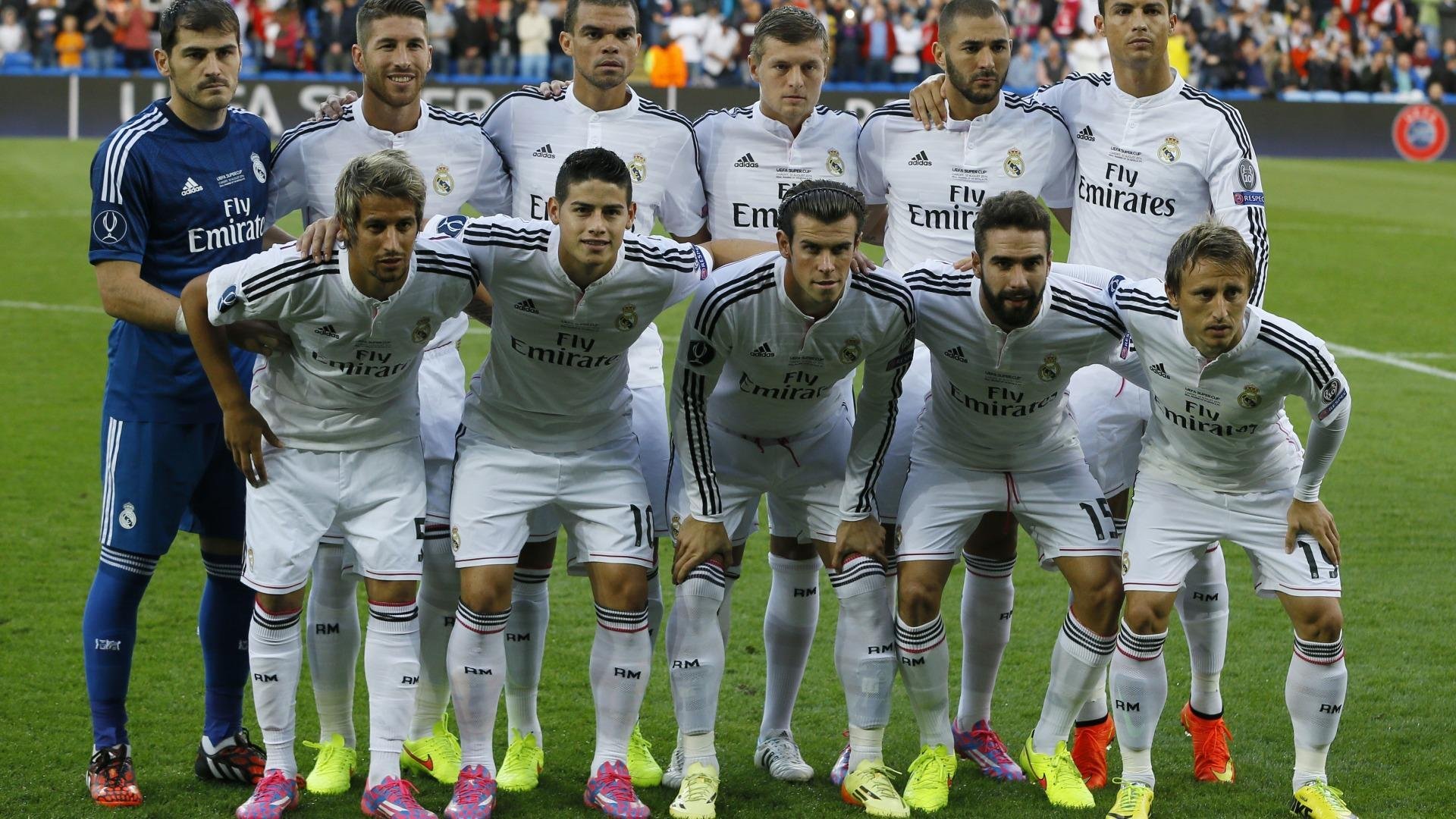 前插与回撤形成中场节奏轴：以节奏驱动的团队共振之路