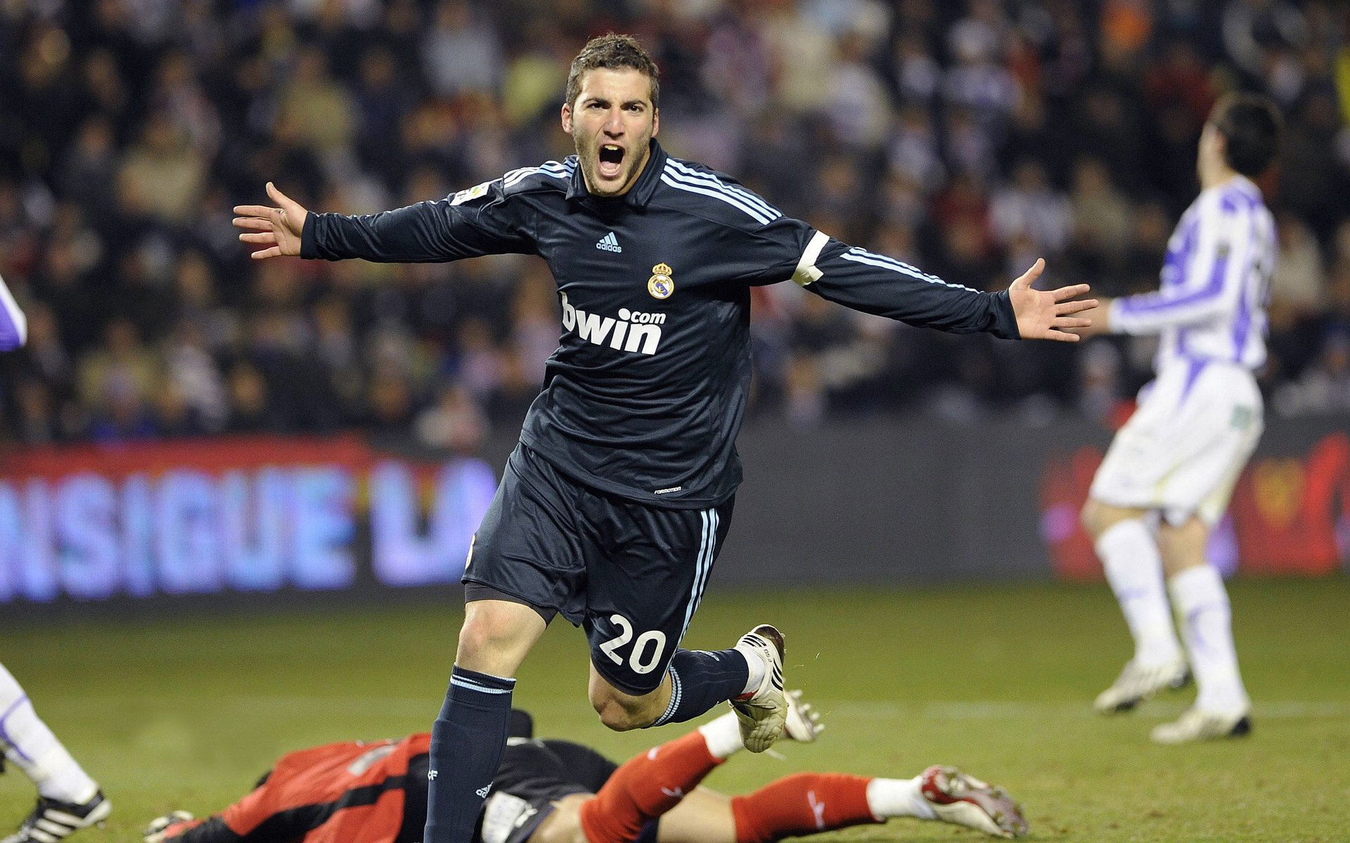 世界杯申办城市递交最终文件 多国提出联合申办方案